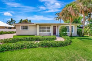 2064` N Suzanne Circle, North Palm Beach